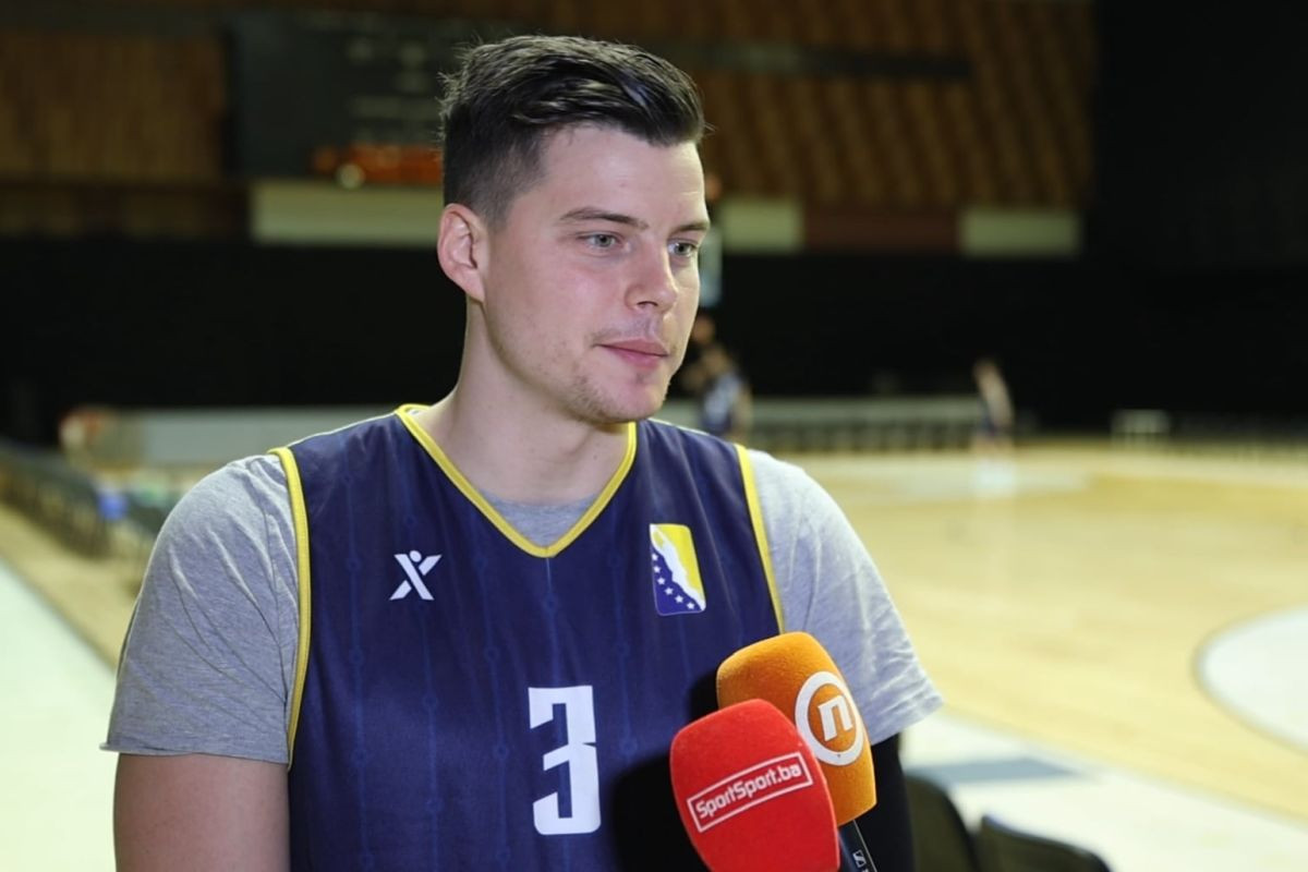 Alibegović govorio i o interesu Barcelone sa osmijehom: "Ja sam ovdje došao da govorim o BiH"