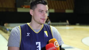 Alibegović govorio i o interesu Barcelone sa osmijehom: "Ja sam ovdje došao da govorim o BiH"