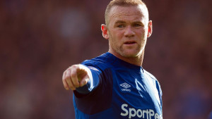 Wayne Rooney u startnoj postavi sa kapitenskom trakom oko ruke!