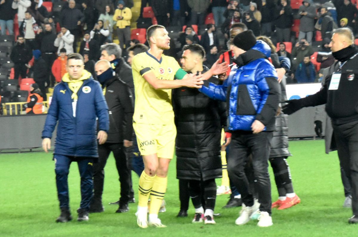 Rumunija bruji o potezu Džeke nakon utakmice Fenerbahcea: Sve se dešavalo u svlačionici...