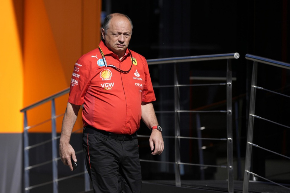 Vasseur pod pritiskom: Ferrarijev šef šuti dok vrh ekipe vodi interne razgovore Vasseur pod pritiskom: Ferrarijev šef šuti dok vrh ekipe vodi interne razgovore