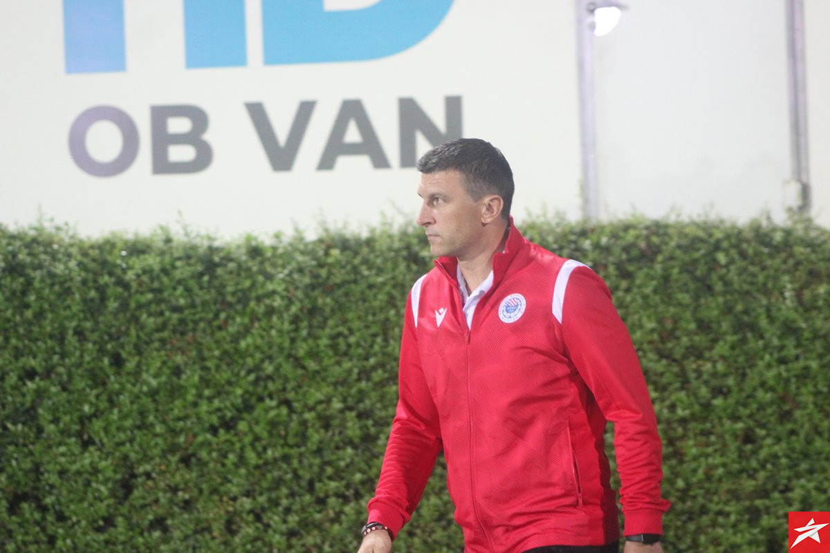 Jakirović sreću pripisuje Bratislavi, Jahića brine sedam utakmica u 20 dana