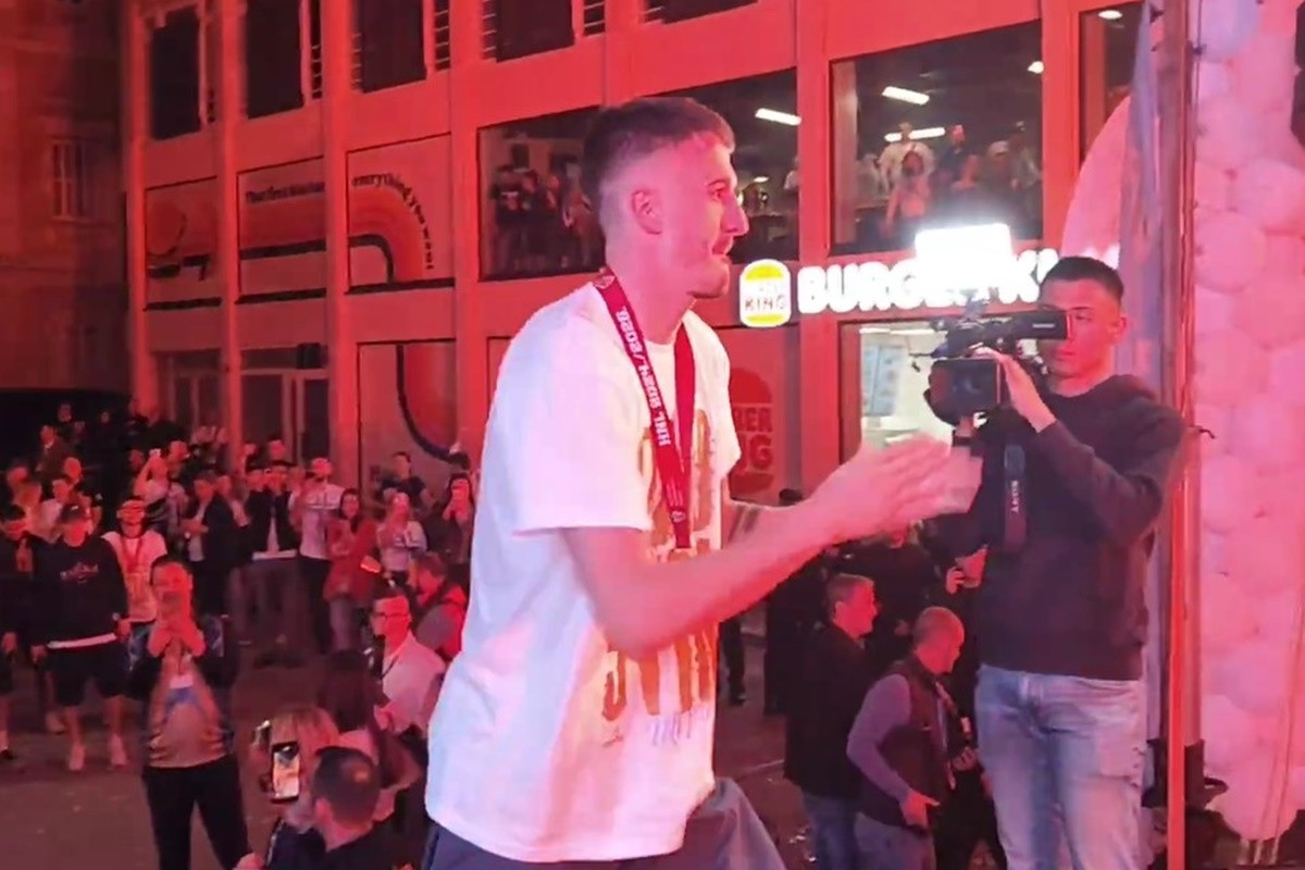 Zahvaljujući njemu na Korzu se spomenula i BiH: "Blago reprezentaciji koja ga ima"