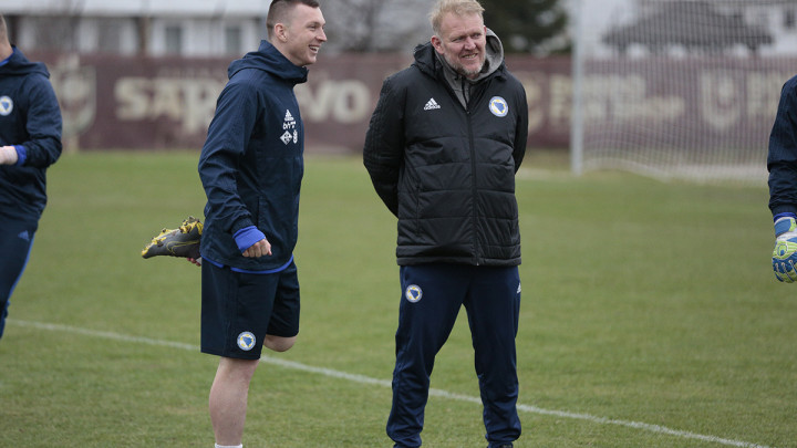 Robert Prosinečki ostaje selektor BiH!