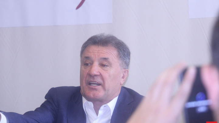 Ni dres ne da besplatno: Mamić otkrio ko je najveća škrtica u svijetu fudbala