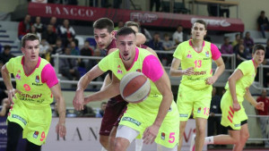 Atić umalo do double-doublea u novoj pobjedi Mege