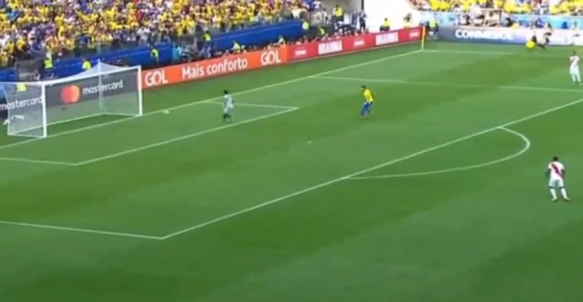 Nevjerovatan gol na meču Brazila i Perua