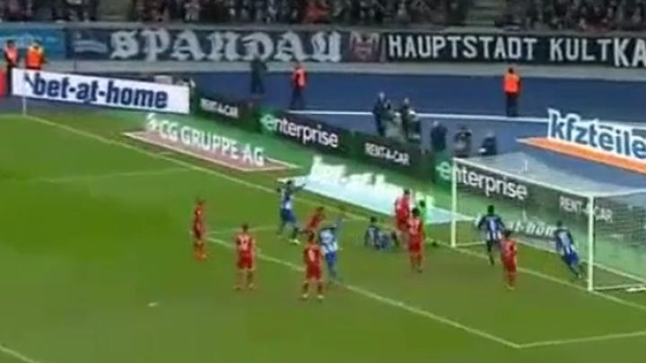 Sjajan gol Ibiševića protiv Bayerna