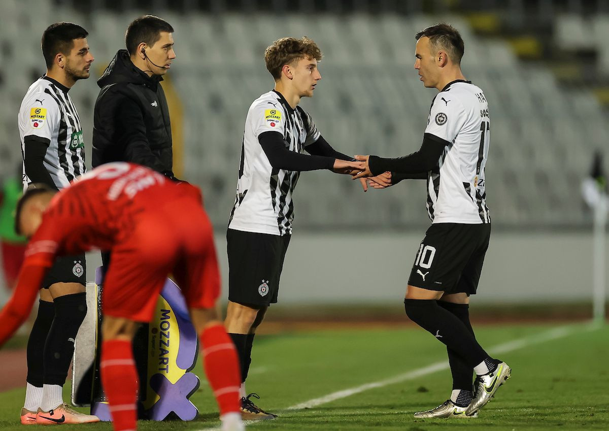 Partizan nekim čudom "preživio" u Nišu i na najbolji način završio tešku godinu