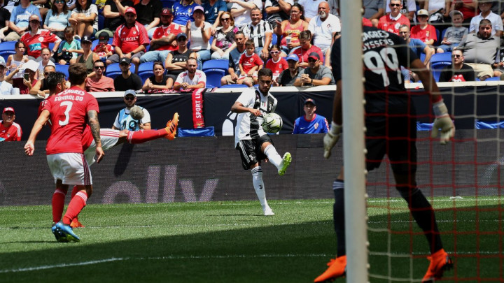 Juventus poslao dvojicu fudbalera u Francusku