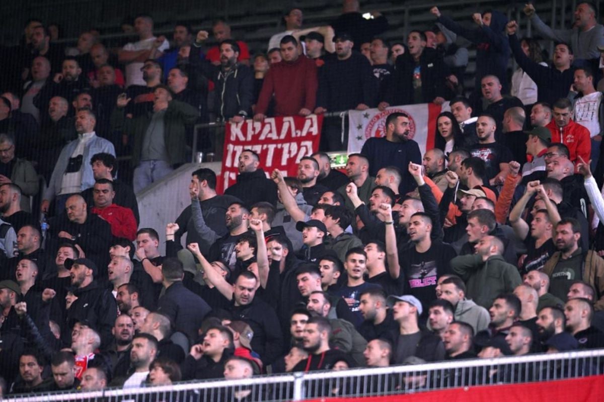 Žestok napad na igrače Zvezde zbog nove bruke - Izdvajaju se Rade Krunić i Marko Arnautović