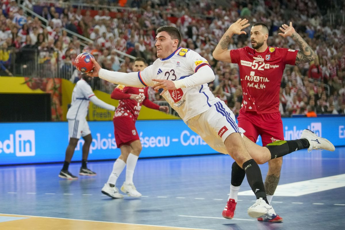 Hrvatska na nogama nakon riječi reprezentativca Francuske: "Nadam se da ćemo..." Hrvatska na nogama nakon riječi reprezentativca Francuske: "Nadam se da ćemo..."