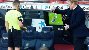 Uprava Barcelone dala punu podršku Ronaldu Koemanu!