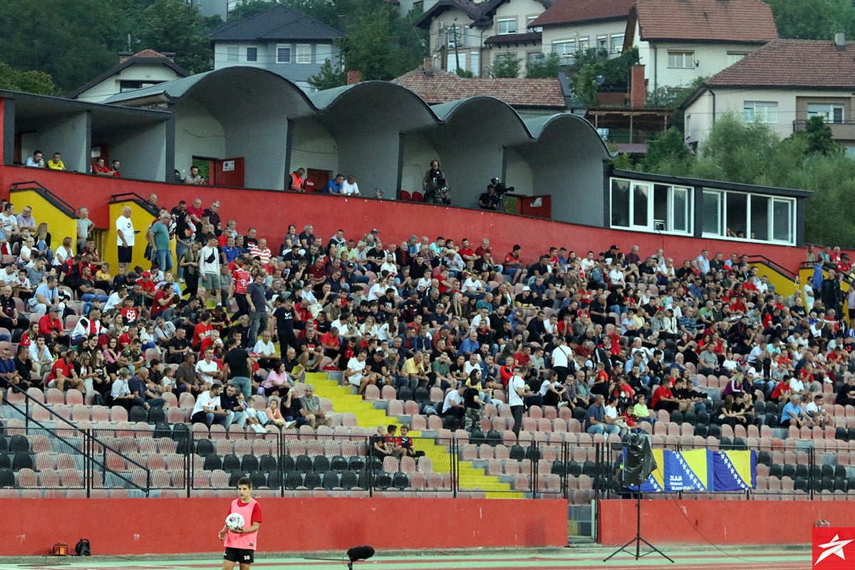 Tušanj spreman za derbi: Poznati sastavi Slobode i Čelika Tušanj spreman za derbi: Poznati sastavi Slobode i Čelika