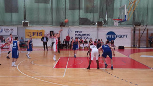 Sparsi protutnjali kroz Mostar