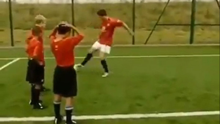 Danas je zvijezda Manchester Uniteda, a kao dječaku mu se vrtilo u glavi od Ronaldovih dribilinga
