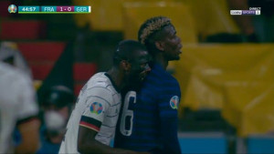 Je li Rudiger ugrizao Pogbu?