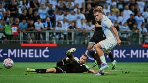 Englezi tvrde da Arsenal ne želi Fruka, ali druga dva tima iz Engleske spremila su 10 miliona eura!