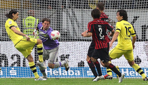 Mandžukić zabio dva bivšem klubu, Borussia opet kiksala