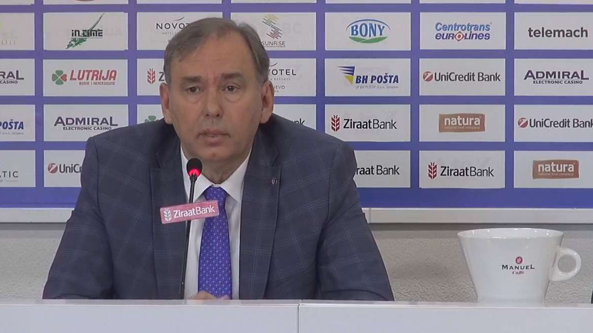Senad Misimović demantovao tekst na portalu SportSport.ba Senad Misimović demantovao tekst na portalu SportSport.ba