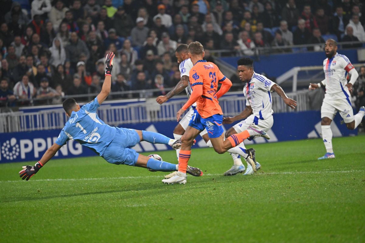 Marseille s igračem manje savladao Lyon u utakmici za pamćenje Marseille s igračem manje savladao Lyon u utakmici za pamćenje