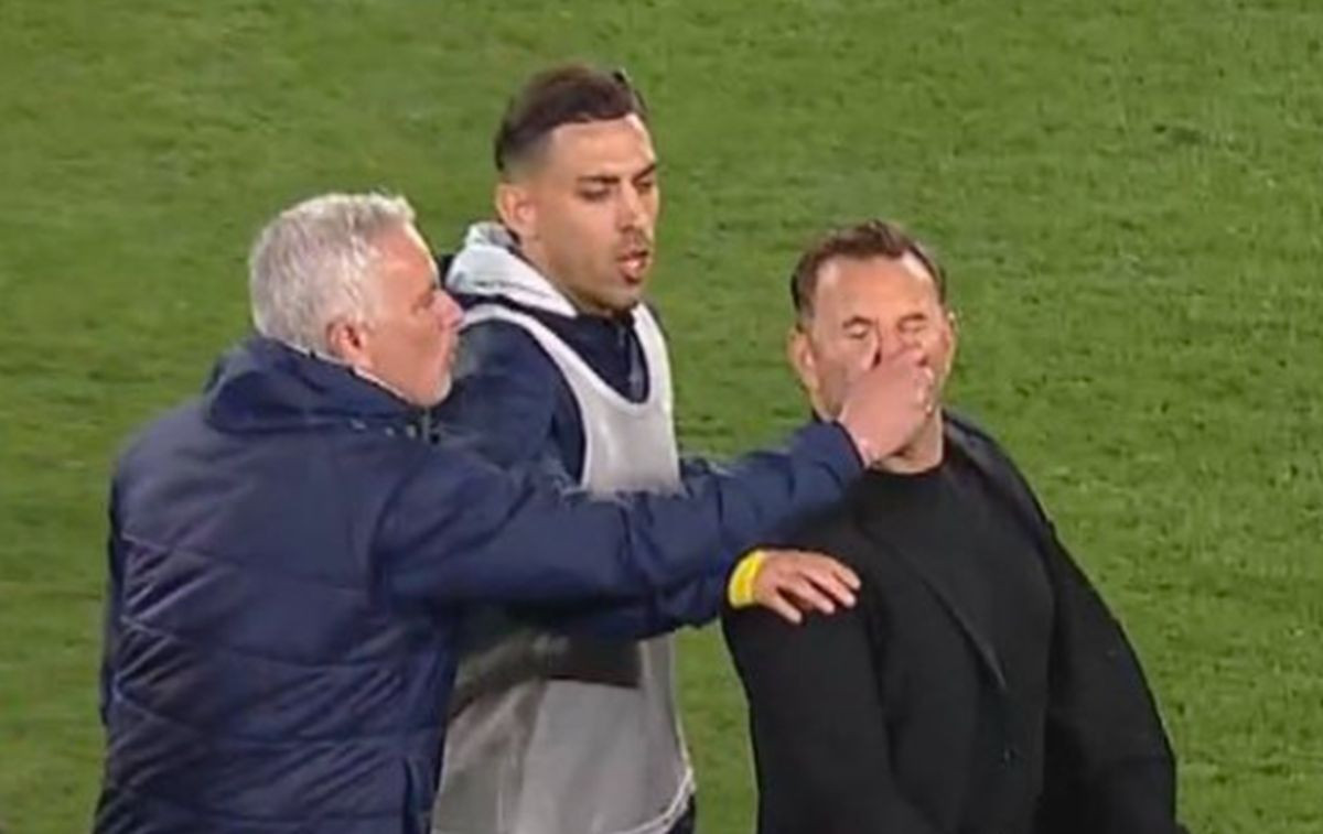 Nije ni čudno zašto je tako reagovao: Turci otkrili šta je Buruk rekao Mourinhu
