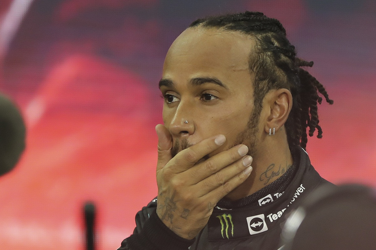Nove čarke Hamiltona i Verstappena: Vozi kao siledžija; Skoro ga je ubio