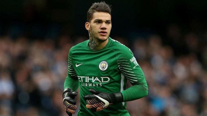 Golman Manchester Cityja poručuje: Ako treba, mogu i u vezni red