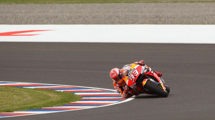 Nevjerovatni Marquez nije imao konkurenciju, Rossi dobio bitku za drugo mjesto
