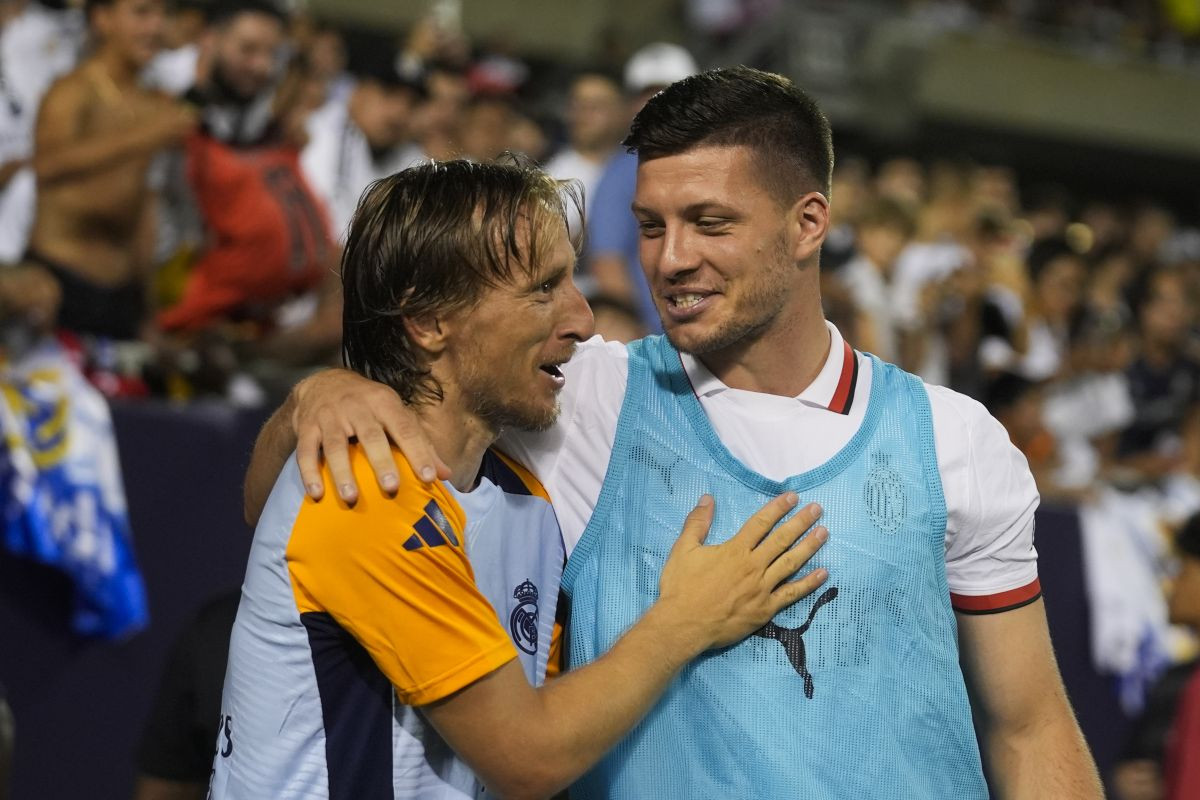 Crvena zvezda nema nikakve šanse, Luka Jović dobio poziv kakav se ne dobija često Crvena zvezda nema nikakve šanse, Luka Jović dobio poziv kakav se ne dobija često