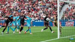 Bundesliga nije mogla početi uzbudljivije: Subotnja golijada, šok u Leverkusenu, loš dan za Švabe