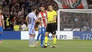 Luis Suarez pokazao kakav je gospodin pred sami početak meča protiv Barcelone