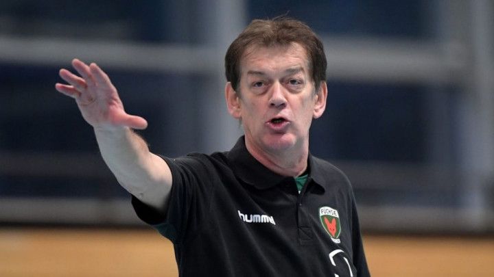 Velimir Petković ostaje na klupi Fuchse Berlina