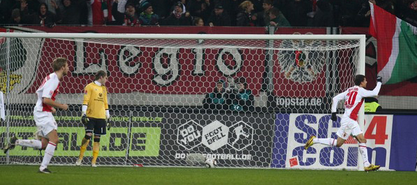 Kaiserslautern zaustavljen kod Augsburga Kaiserslautern zaustavljen kod Augsburga