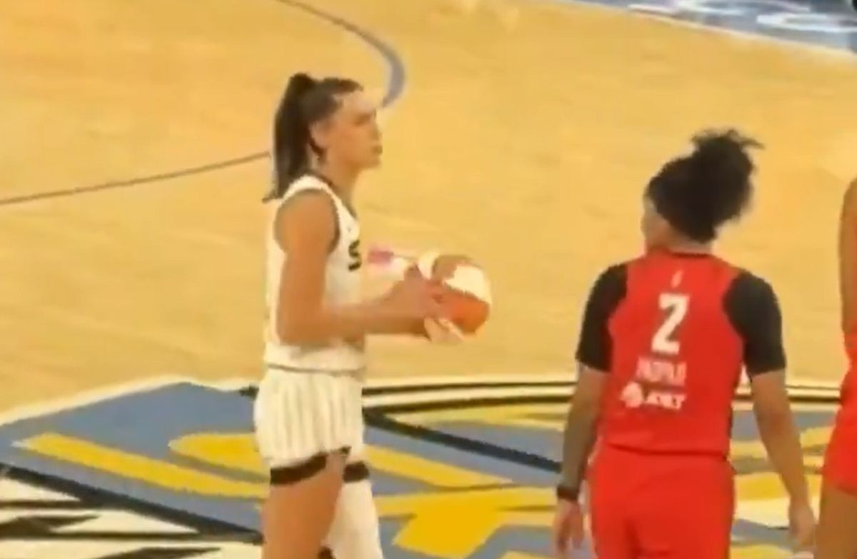 Šta se dešava u SAD-u? Utakmice WNBA preplavljene igračkama za odrasle, reagovale i kladionice