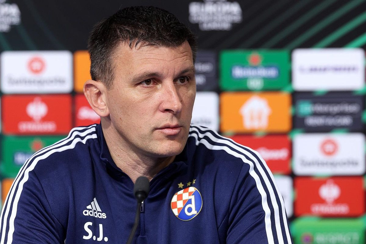 Jakirović pred Hajduk dobio pitanje o promjeni reprezentacije Sučića i odmah odgovorio