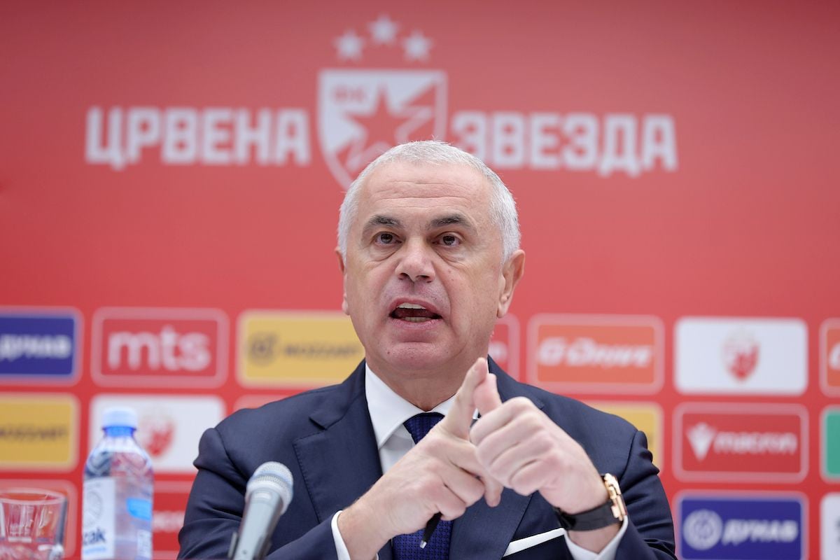 Zvezdan Terzić brutalno kaznio igrače FK Crvena zvezda! Zvezdan Terzić brutalno kaznio igrače FK Crvena zvezda!