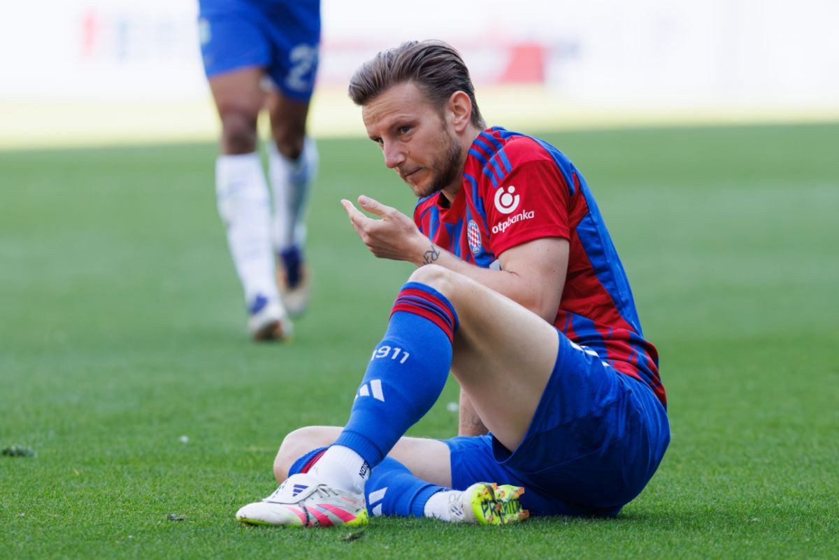 Uoči derbija s Dinamom Rakitić šokirao sve u Splitu: "Imaju moj broj" Uoči derbija s Dinamom Rakitić šokirao sve u Splitu: "Imaju moj broj"