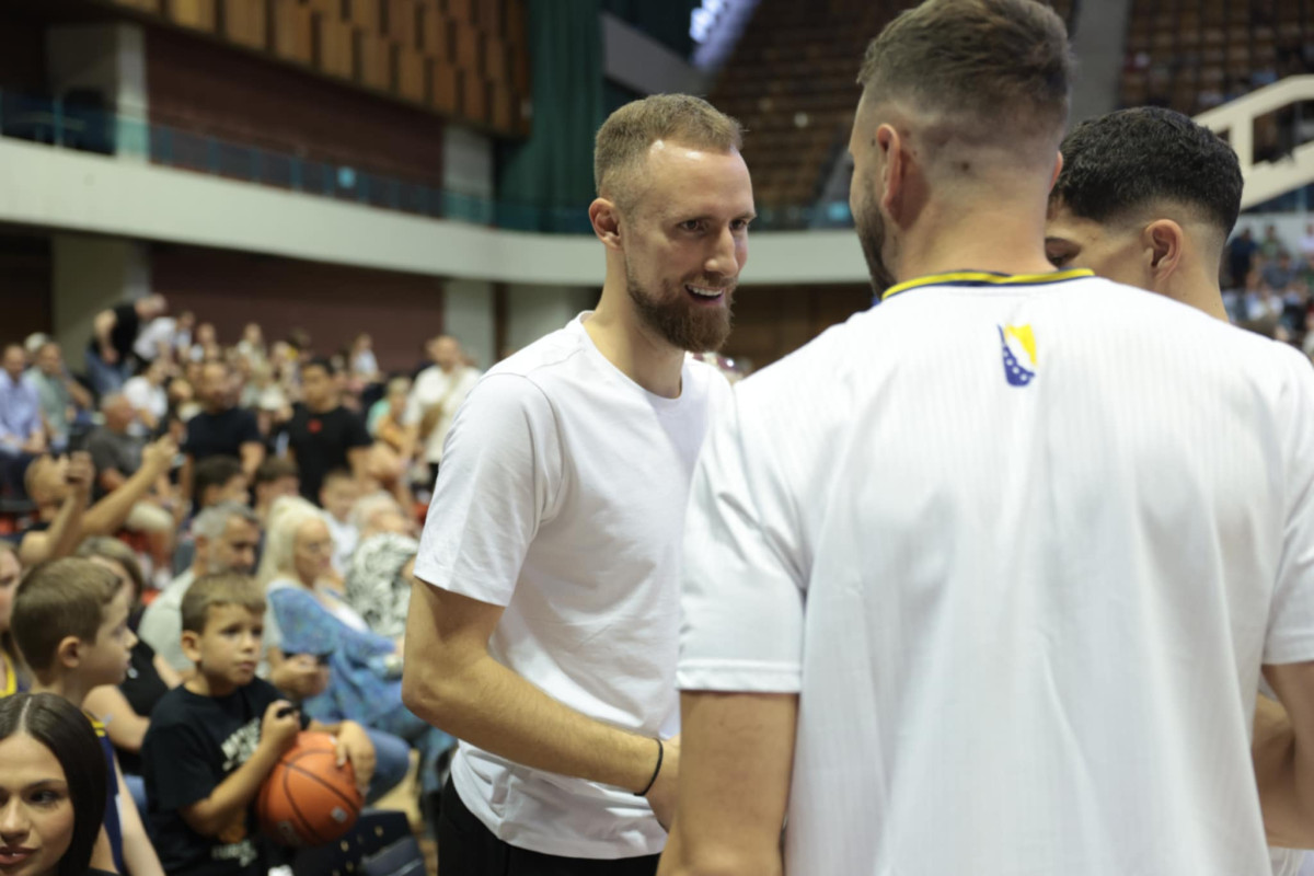 Zajedništvo iznad svega! Musa bodri Zmajeve protiv Belgije