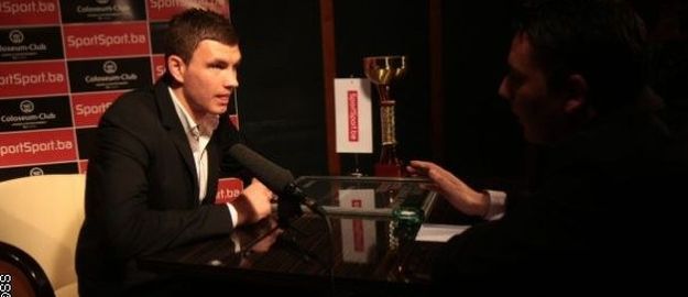 Džeko: Gdje god igramo, uvijek se osjećamo kao kod kuće Džeko: Gdje god igramo, uvijek se osjećamo kao kod kuće