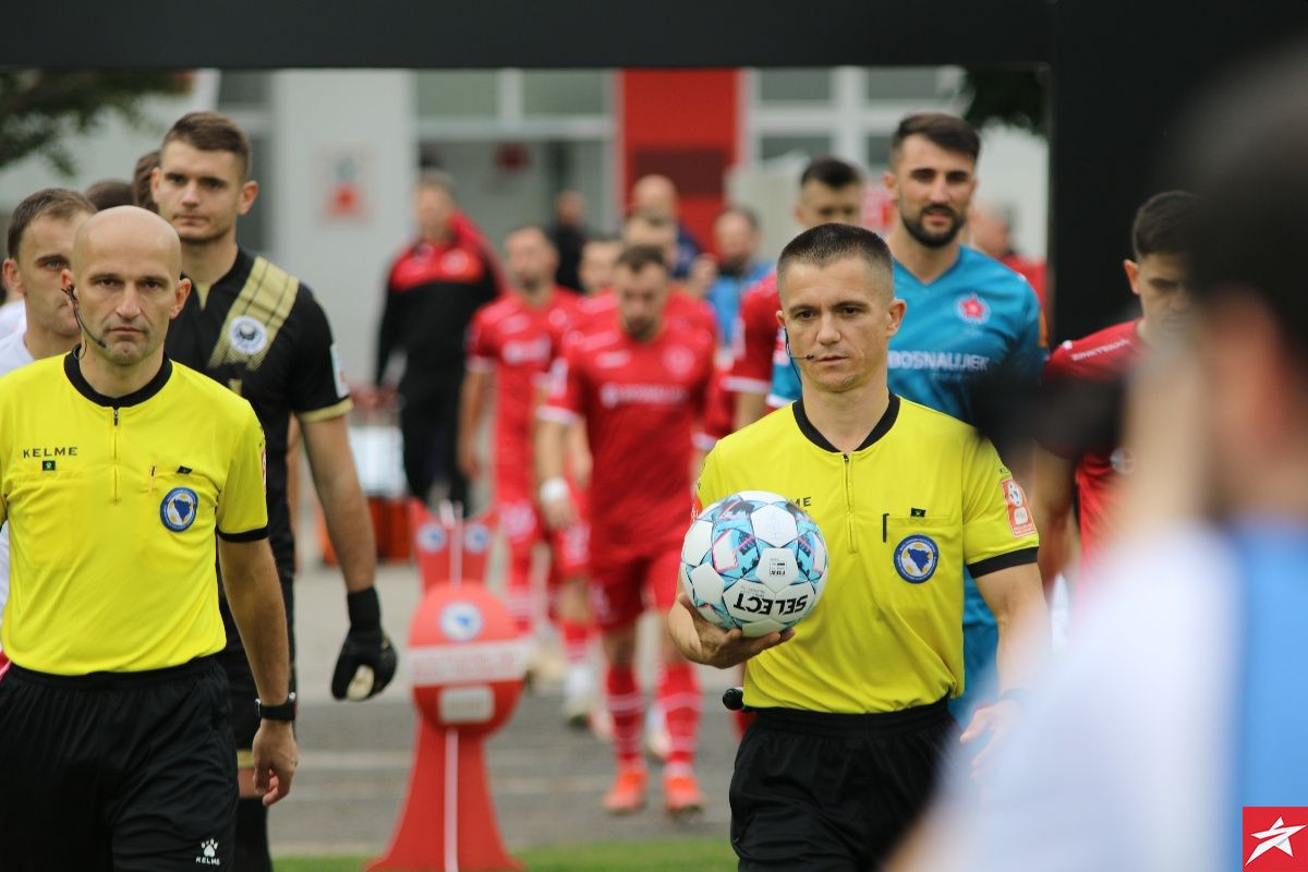 Sarajevski derbi sudijama iz Sarajeva, Musić na centru u okršaju na Koševu Sarajevski derbi sudijama iz Sarajeva, Musić na centru u okršaju na Koševu