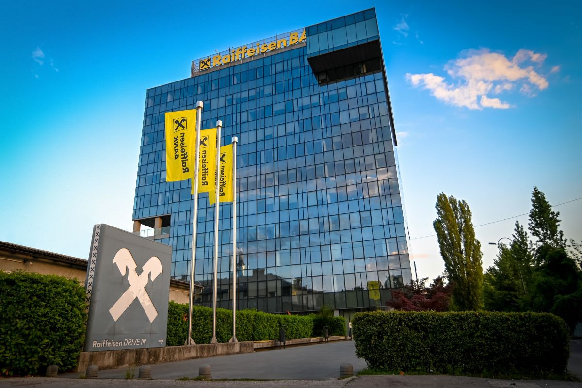 Raiffeisen je najbolja digitalna banka u BiH Raiffeisen je najbolja digitalna banka u BiH