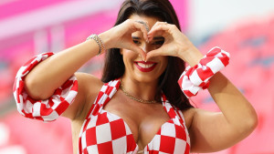 Zaboravite sve do sada: Ivana Knoll za oproštaj od Katara zapalila Instagram