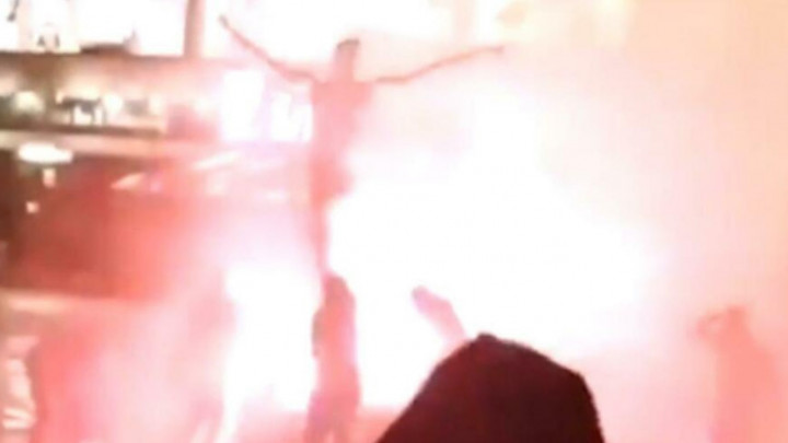 Pogledajte trenutak u kojem je zapaljena statua Zlatana Ibrahimovića