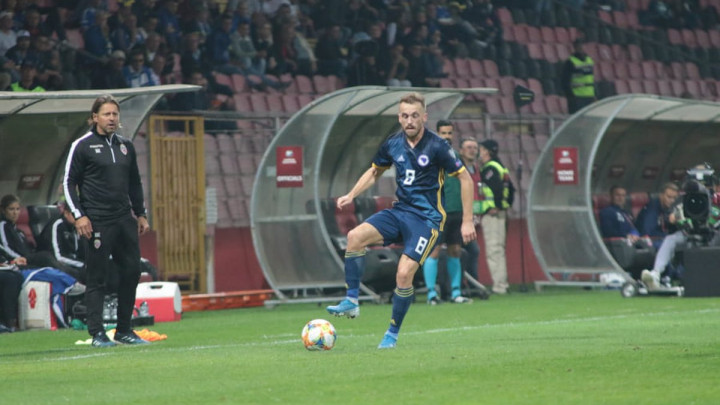 Može tražiti šta hoće: Edin Višća na stolu ima petogodišnji ugovor