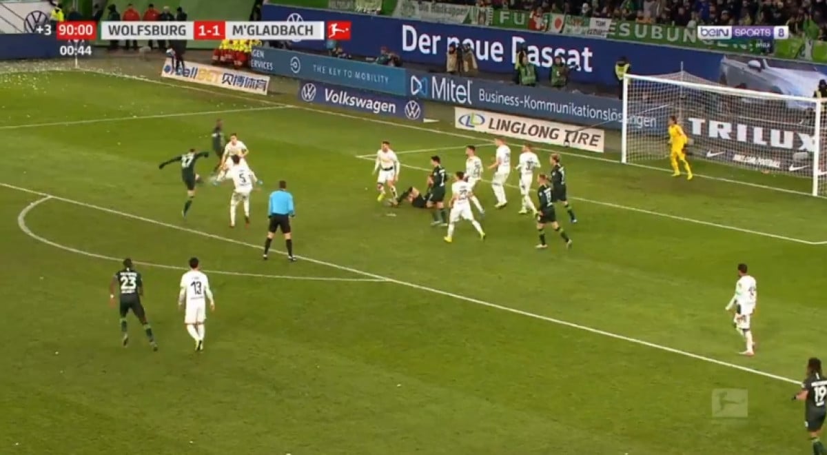 Wolfsburg golčinom Arnolda u 91. minuti srušio lidera na tabeli