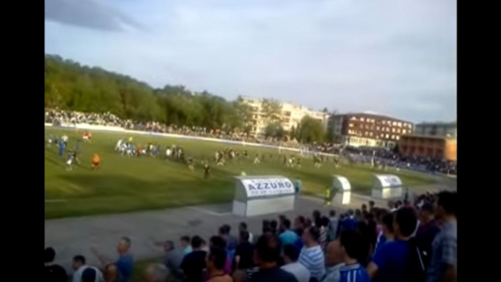 Tada smo vidjeli sve čari Prve lige FBiH: Tri crvena, dva penala i stotine navijača na terenu!