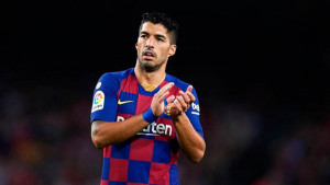Suarez mora na operaciju