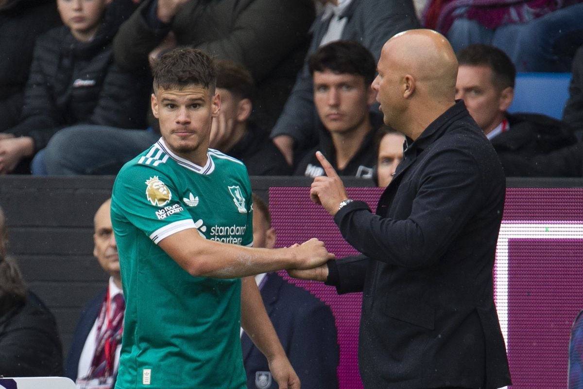 Slika poniženog Srbina obilazi svijet: "Znaš li ti sine u kakav si klub došao?" Slika poniženog Srbina obilazi svijet: "Znaš li ti sine u kakav si klub došao?"