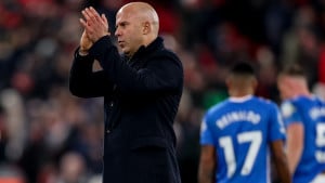 Navijači Liverpoola luduju: Ne mogu da vjeruju šta je Slot uradio nakon još jednog kiksa na Anfieldu